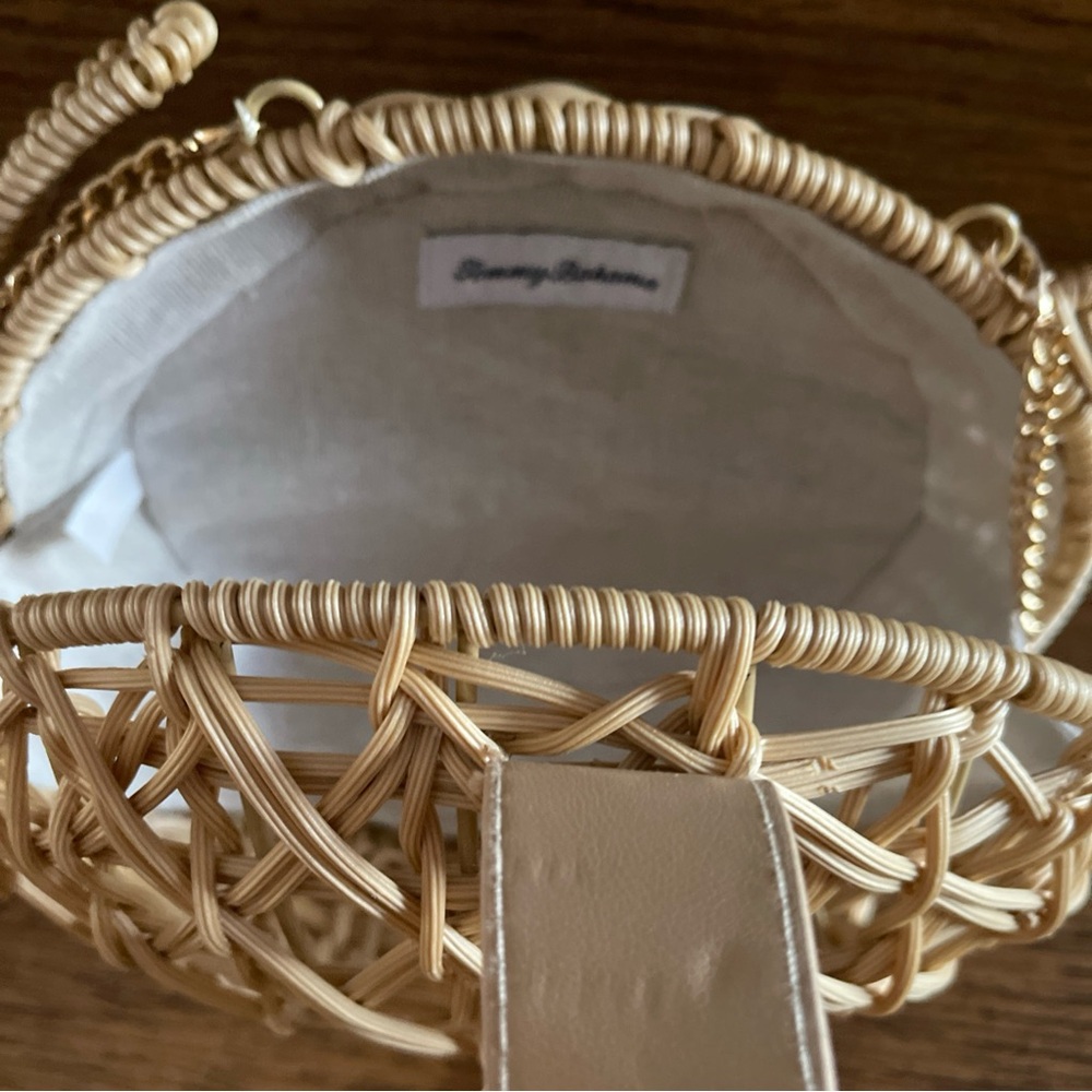 Tommy Bahama Woven Turtle Crossbody Bag in Natural Straw with Gold Chain NWT - Picture 6 of 8